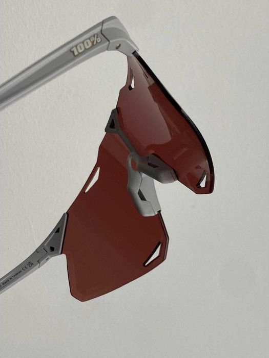 Óculos 100% HYPERCRAFT Matte Stone Grey c/ lente Crimson Silver Mirror