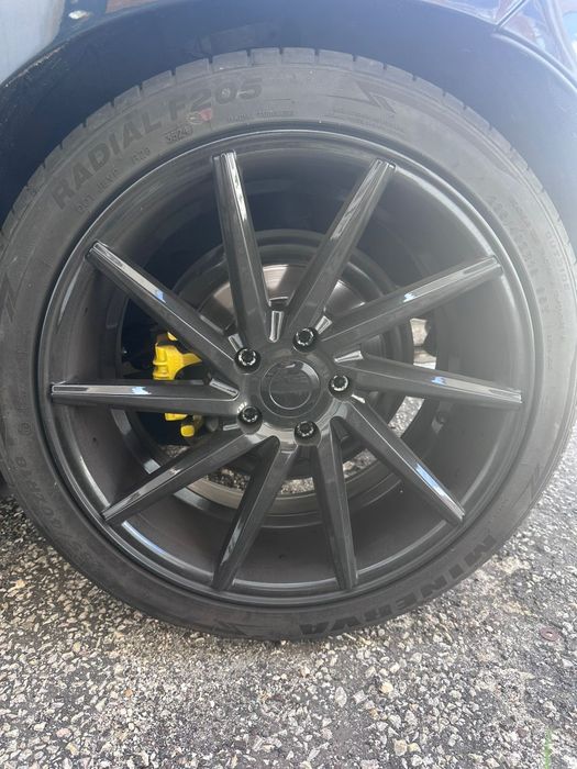Jantes Vossen CVT Originais 18 ET35 8J c/pneus 235/40R18