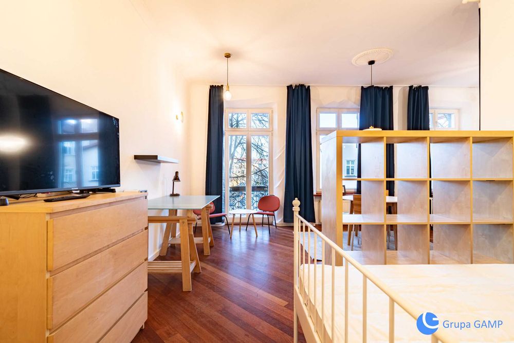 Studio z widokiem na Wawel 40m2*ul. Barska*ok. 3300 PLN ALL