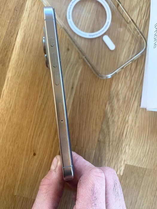 Iphone 16 pro titânio