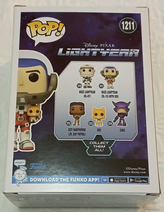 funko pop lightyear 1211 buzz lightyear (xl-15) with sox