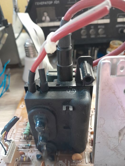 Строчный транформатор