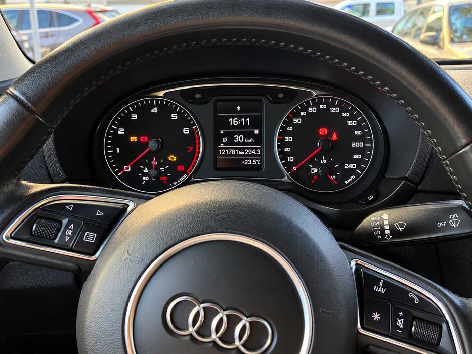 Audi A1 Sportback 1.0 TFSI — photo 2