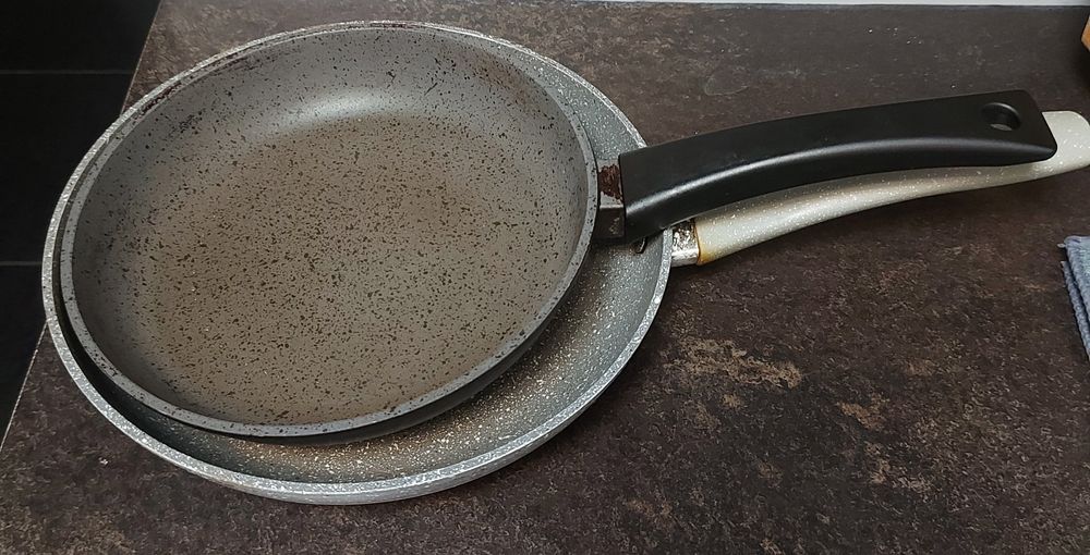 Сковорода    2   шт