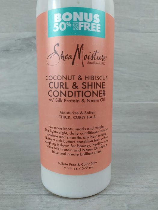 Shea Moisture Curl & Shine Odżywka do włosów kręconych 577 ml
