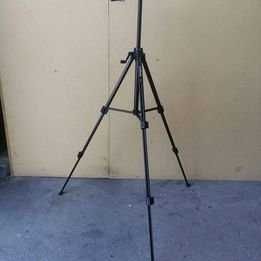 Tripé câmara de filmar Sony.Não tem  controlo de fotografia
