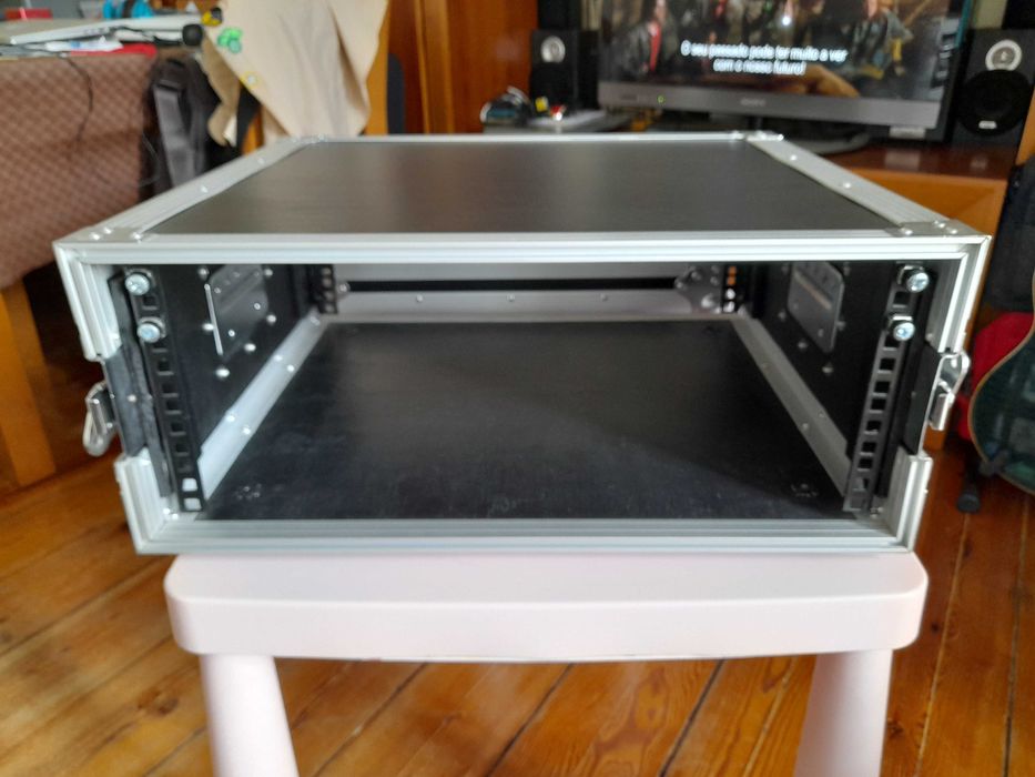 Rack case 4U "KAMKASE"