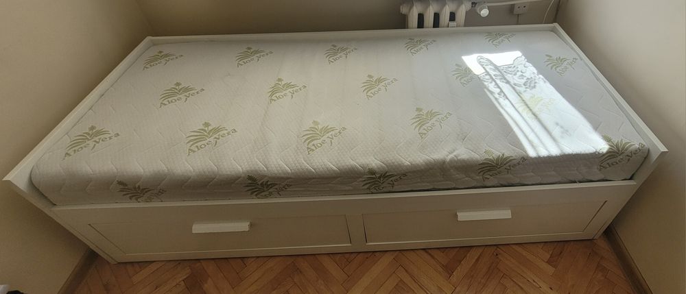 Łóżko, leżanka z 2 szufladami Ikea BRIMNES