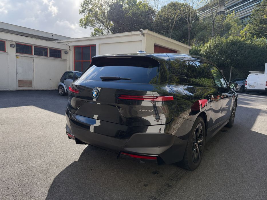 BMW iX xDrive40 Pack M | 2023 | 45.000 km | Nacional | Particular