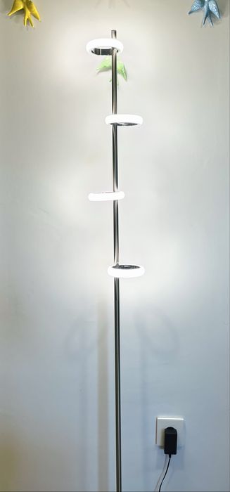 Candeeiro de pé led