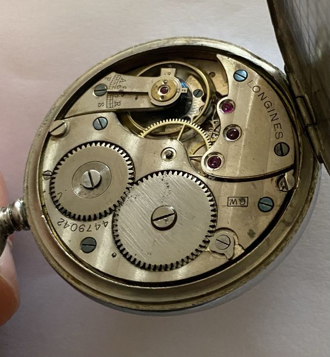 Relógio de bolso Longines.