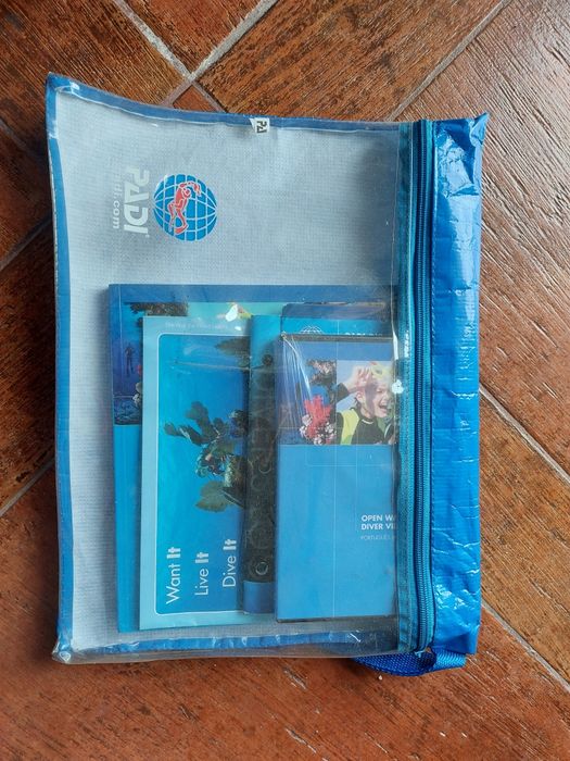 Registo mergulho Padi com manuais