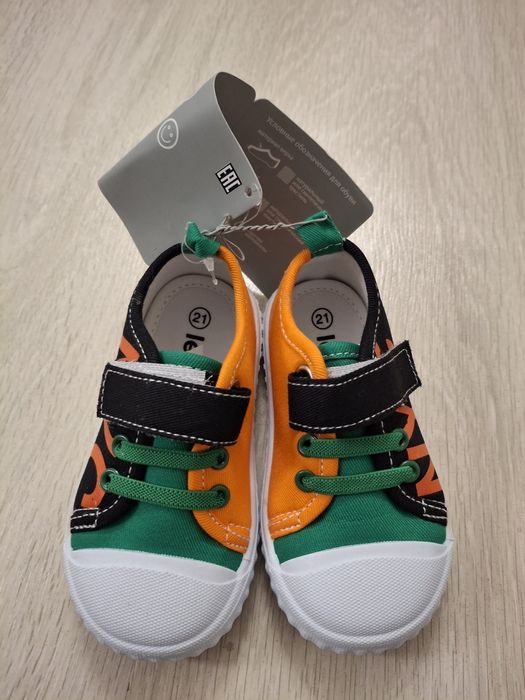 Trampki na rzep nowe 21