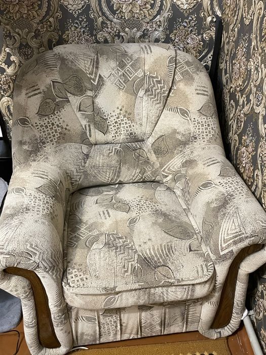 Крісло в ідеальному стані, сидіння 50 см. Самовивіз