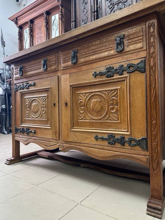 Різьблена тумба комод дерево з кованими елементами 4122