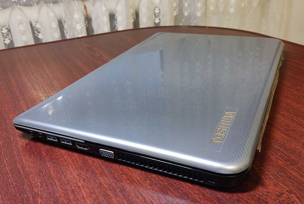 Ноутбук – Toshiba Satellite L55-A5226 (i5-3337U) 8GB-DDR3 / HDD 500GB