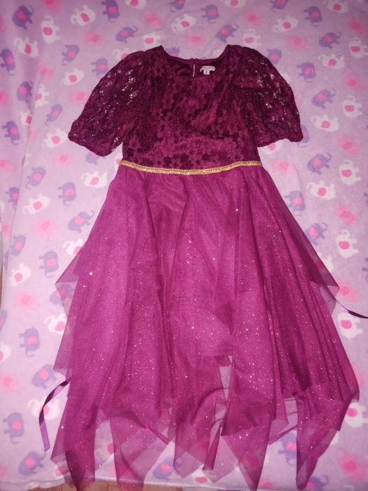Śliczna sukieneczka