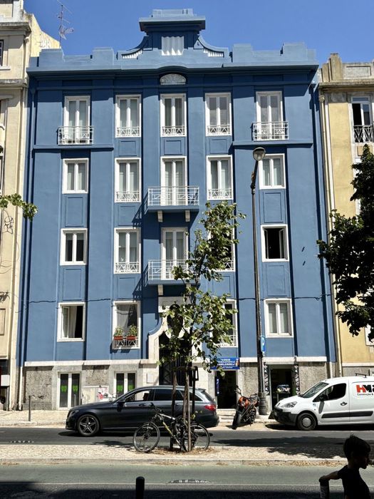 Vendo loja Av Almirante Reis