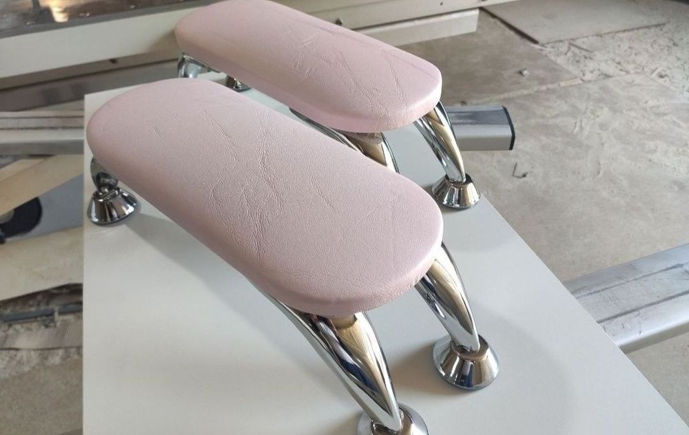 Стіл манікюрний стіл для манікюру.