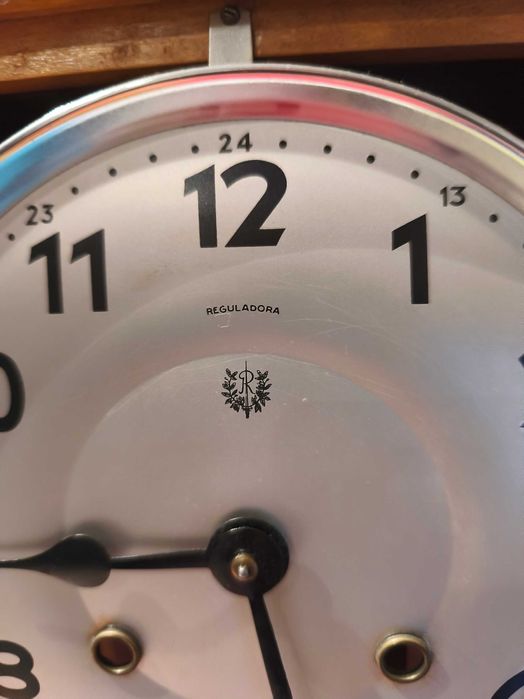 Relógio Antigo Reguladora