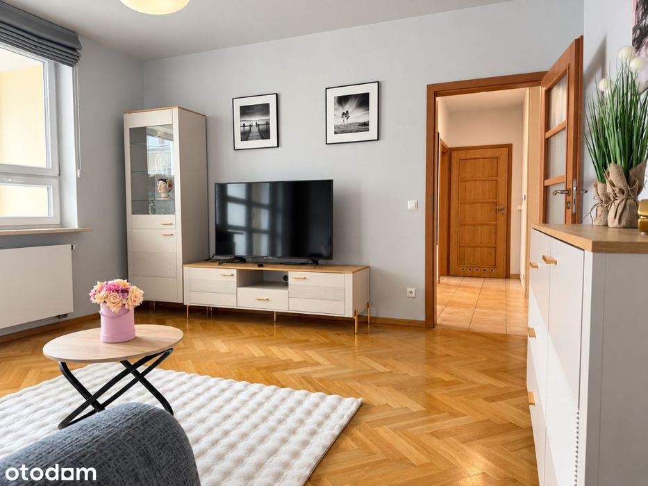 Metro Gdański | 58,8 m² | 2 pokoje/balkon/garaż
