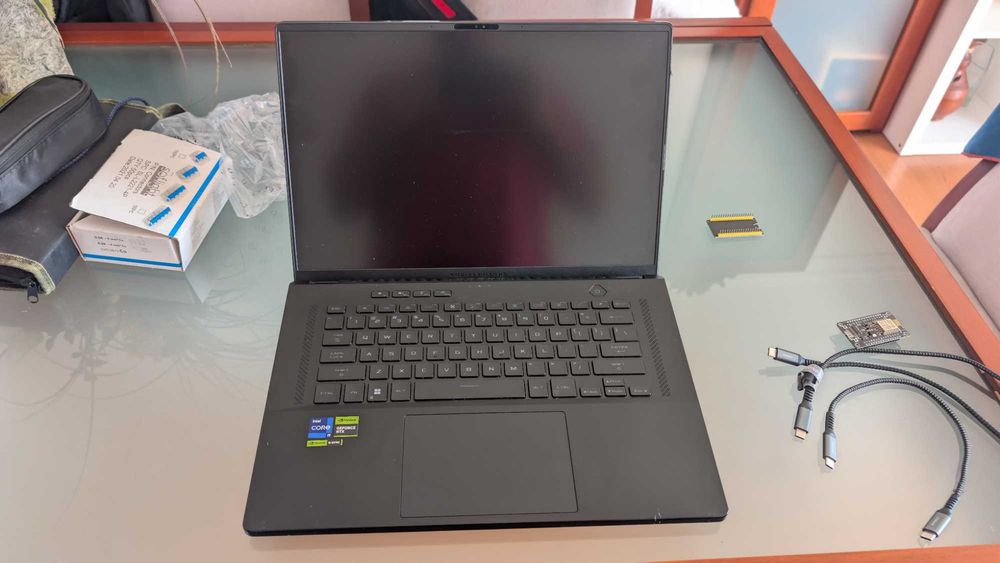 ASUS Zephyrus M16 I9 RTX4070