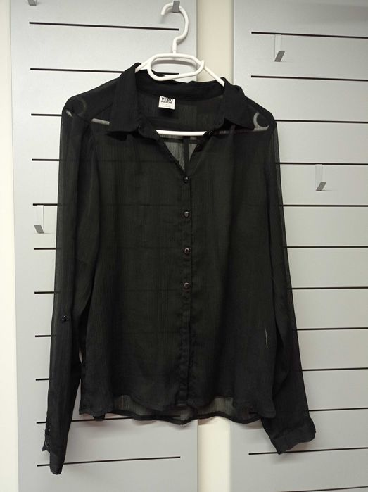 czarna koszula przeźroczysta