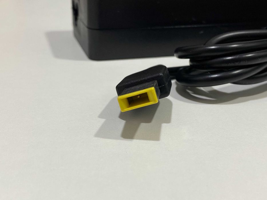 Блок живлення для ноутбука Lenovo 20V 4.5A 90W Usb Рin