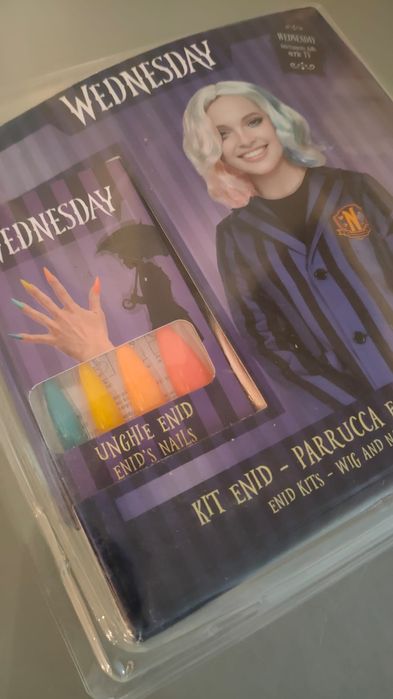 Zestaw kostiumowy WENDNESDAY