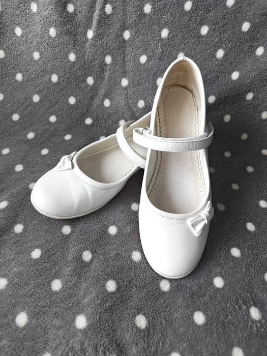 Buty baleriny białe