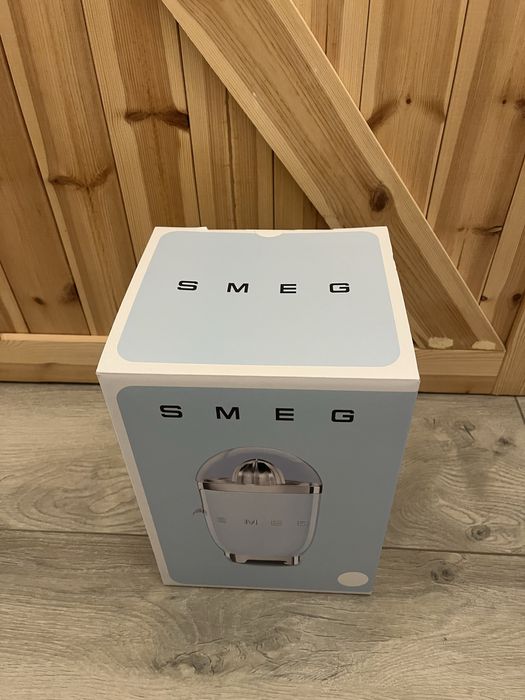 SMEG wyciskarka do cytrusów i owocow, idealny prezent!