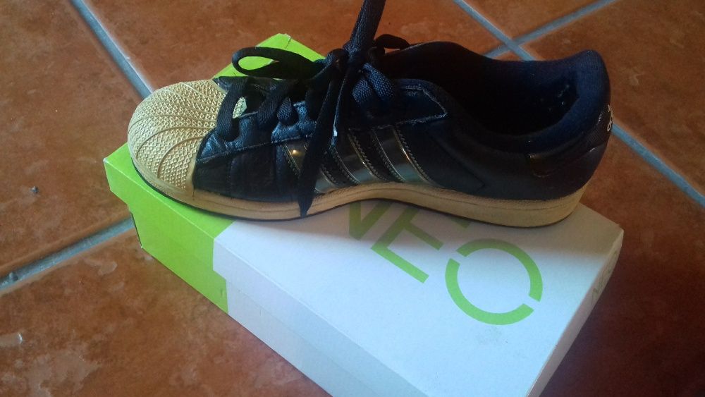 Ténis adidas originais