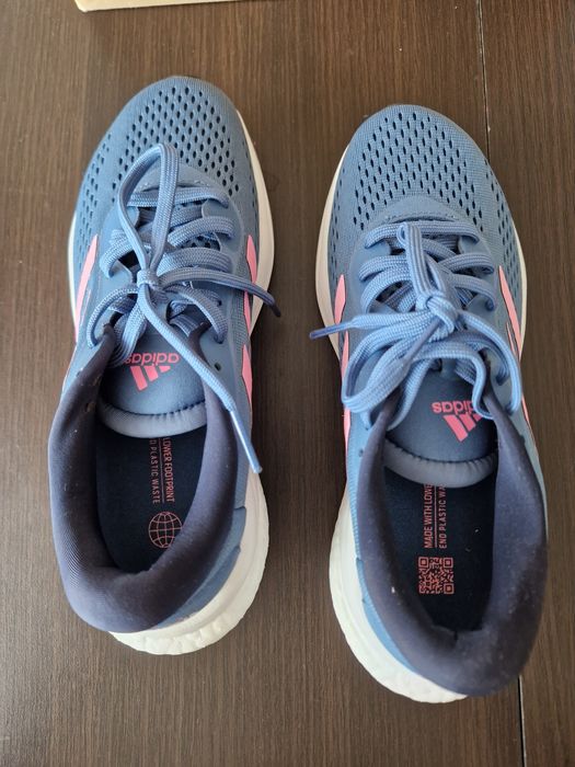 Adidas Supernova.  R.38