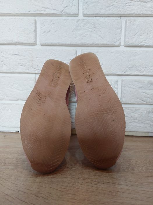 Buty dziewczęce  Reebok 34 holo. Jak nowe