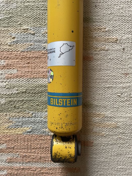 Amortecedores de trás Bilstein B6