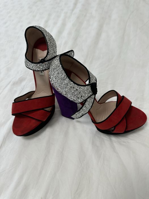 Продам жіночу обув