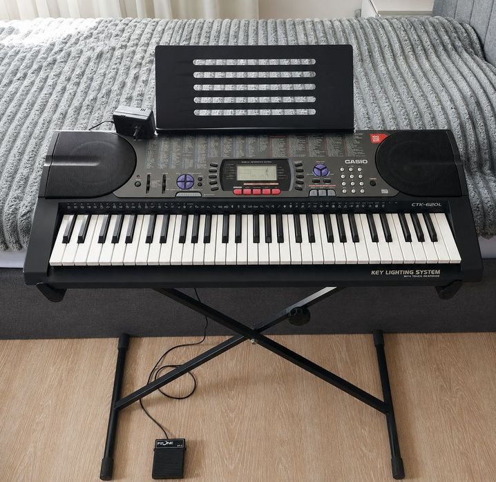 Синтезатор Casio