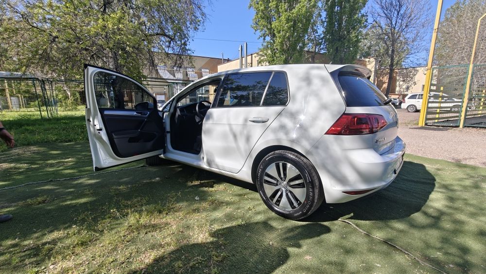 Продам E-GOLF 24 кВт