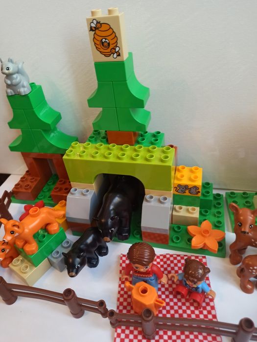 Zestaw klocków Lego Duplo 10584  Leśny park