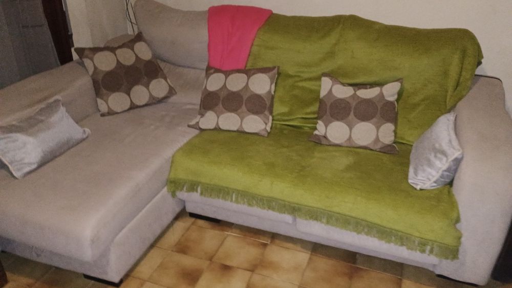 Sofa. Bom estado preco bom