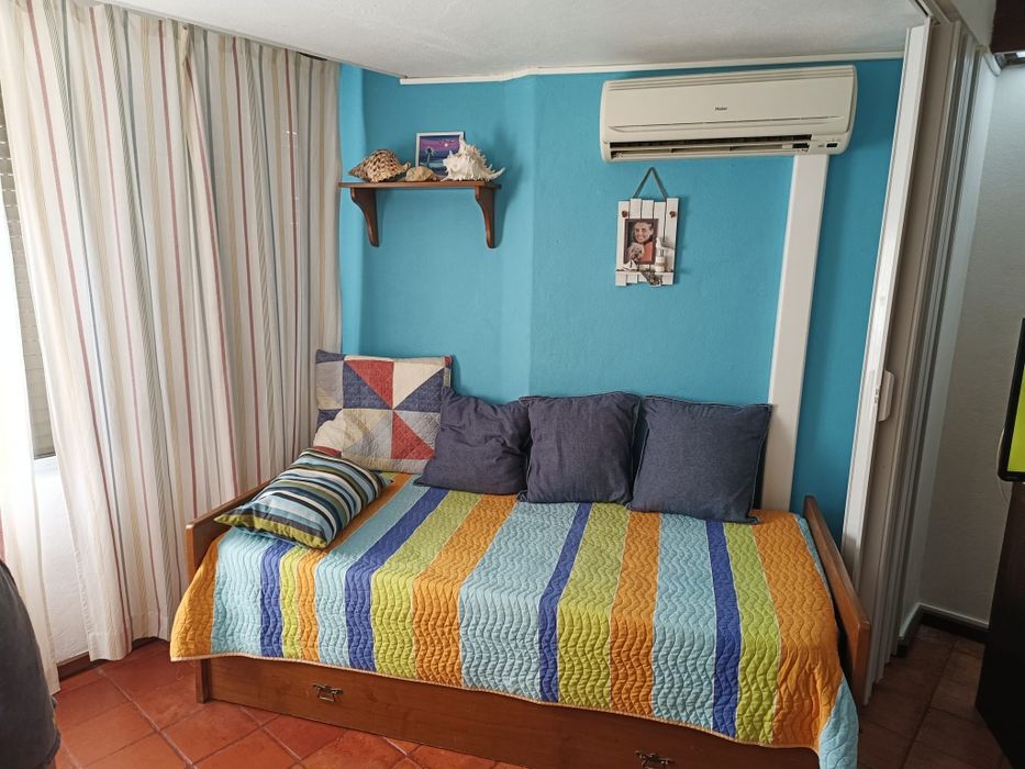 Vendo T0  Sesimbra,  Califórnia 
Predio do tribunal de sesimbra
Segura