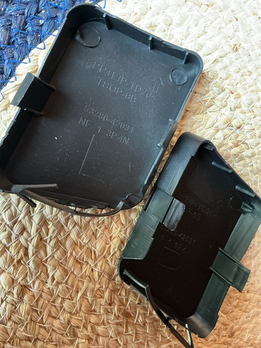 Колпак ковпак ковпачок заглушка бампера Toyota RAV4 XA30