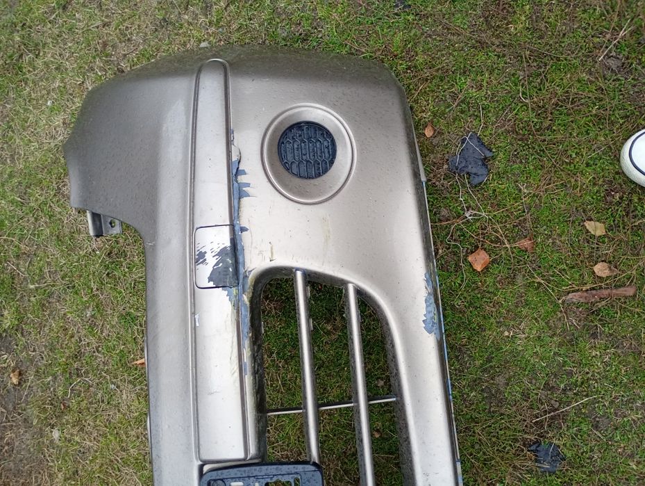 Zderzak Nissan Micra
