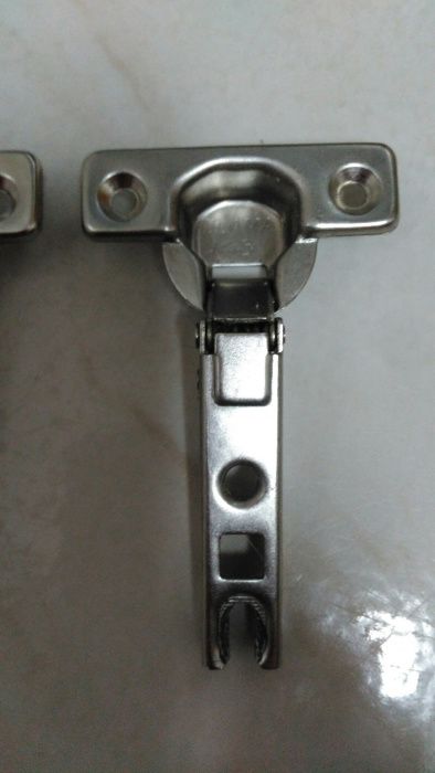 Dobradiças pequenas