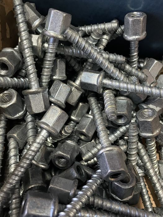 Rawlplug, шуруп по бетону