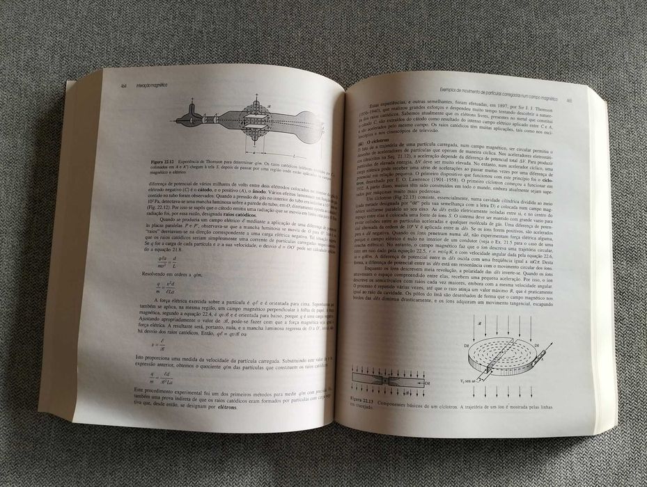 Livro "Física" de Marcelo Alonso & Edward J. Finn