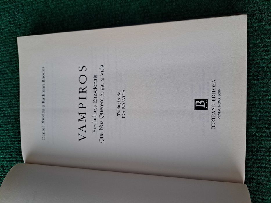 Vampiros - Daniel & Kathleen Rhodes