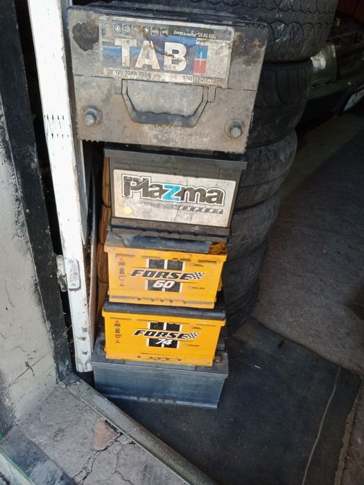 Аккумулятори приймаю            .