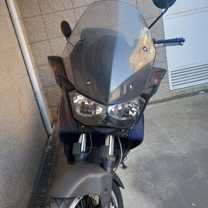 Aprilia ETV 1000 Caponord – 2004