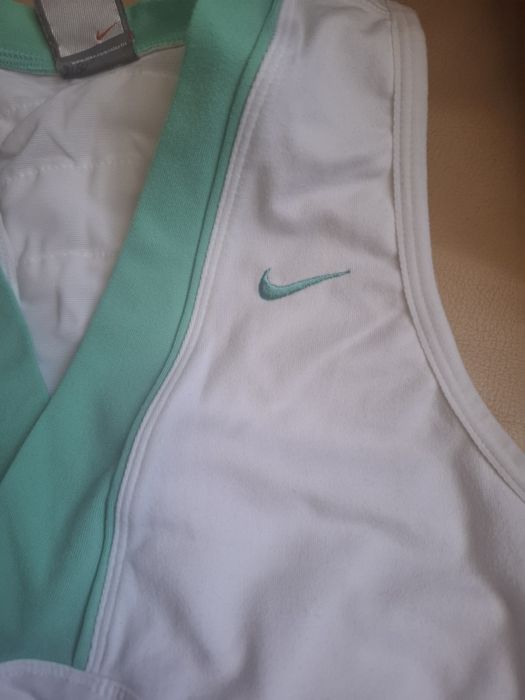 Sprzedam bluzkę  Nike